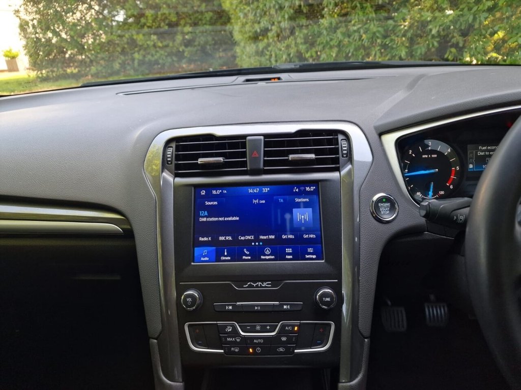 USED 2021 70 FORD MONDEO 2.0 EcoBlue Zetec Edition Hatchback 5dr Diesel Manual Euro 6 (s/s) (150 ps) FINANCE AVAILABLE