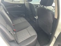 USED 2015 65 NISSAN QASHQAI 1.6 dCi n-tec SUV 5dr Diesel XTRON 2WD Euro 6 (s/s) (130 ps) 