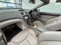 USED 2006 06 MERCEDES-BENZ SL 3.5 SL350 Convertible 2dr Petrol 7G-Tronic (246 g/km, 272 bhp) Immaculate car - Sat nav