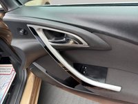USED 2014 14 VAUXHALL ASTRA 1.6 16v SRi Hatchback 5dr Petrol Auto Euro 5 (115 ps) 