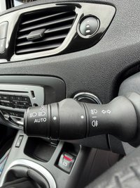 USED 2015 15 RENAULT SCENIC 1.5 dCi Dynamique Nav MPV 5dr Diesel Manual Euro 6 (s/s) (110 ps) 