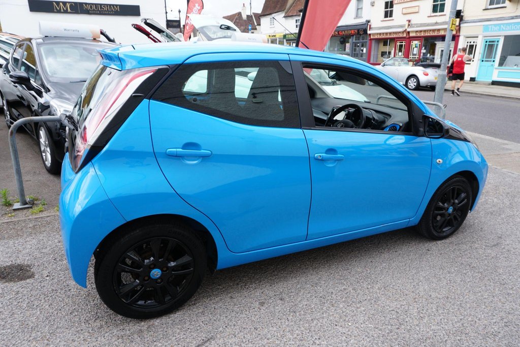 USED 2016 65 TOYOTA AYGO 1.0 VVT-i x-cite Euro 6 5dr JUST ARRIVED