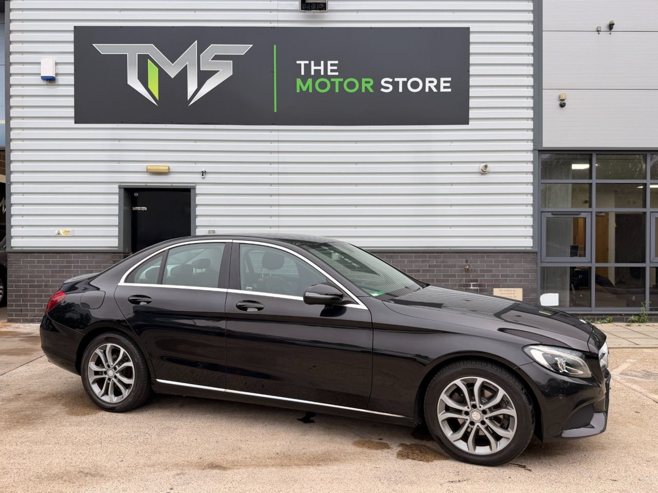 2016 Mercedes-Benz C-Class