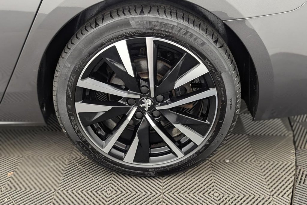USED 2022 22 PEUGEOT 508 SW 1.6 11.8kWh GT Premium Estate 5dr Petrol Plug-in Hybrid e-EAT Euro 6 (s/s) (225 ps) Car Play, Sun Roof, Camera
