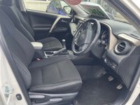 USED 2015 15 TOYOTA RAV4 2.0 D-4D Icon SUV 5dr Diesel Manual 2WD Euro 5 (s/s) (124 ps) 