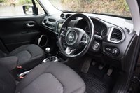 USED 2017 66 JEEP RENEGADE 1.6 E-TorQ Longitude SUV 5dr Petrol Manual Euro 6 (s/s) (110 ps) Nav, Bluetooth, DAB, USB, Cruise Control, Rear Park Aid