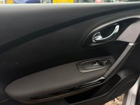 USED 2018 18 RENAULT KADJAR 1.5 dCi Expression + SUV 5dr Diesel EDC Euro 6 (s/s) (110 ps) 