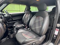 USED 2014 14 MINI PACEMAN 1.6 Cooper D ALL4 Euro 5 (s/s) 3dr GREAT VALUE NEW MOT SERVICE