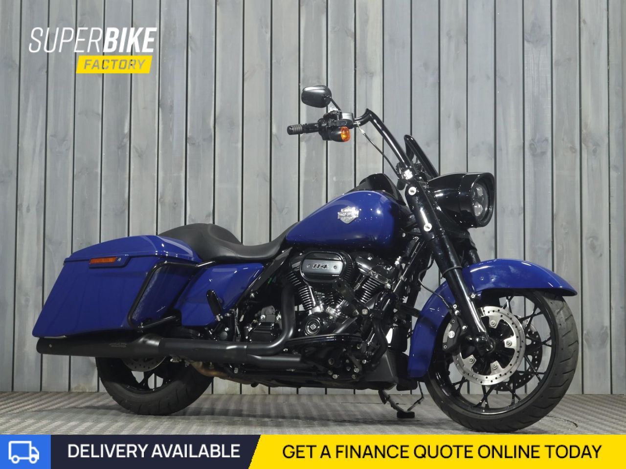 HARLEY-DAVIDSON TOURING