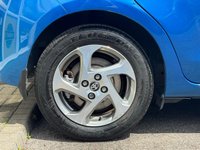 USED 2015 64 TOYOTA YARIS 1.5 VVT-h Icon Hatchback 5dr Petrol Hybrid E-CVT Euro 6 (101 ps) Great TOYOTA Service History  |  2 Keys  |  Fresh Service at POS