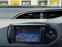 USED 2015 64 TOYOTA YARIS 1.5 VVT-h Icon Hatchback 5dr Petrol Hybrid E-CVT Euro 6 (101 ps) Great TOYOTA Service History  |  2 Keys  |  Fresh Service at POS