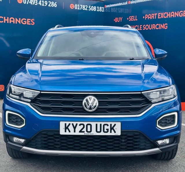 View our VOLKSWAGEN T-ROC