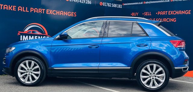 View our VOLKSWAGEN T-ROC