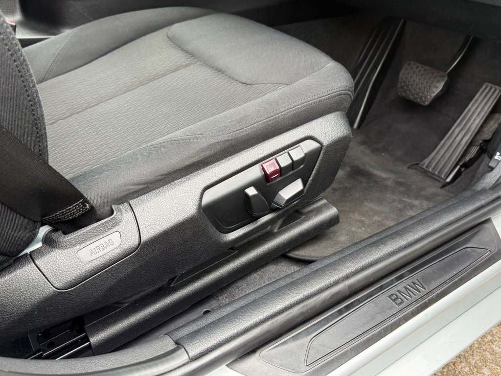 USED 2013 13 BMW 1 SERIES 1.6 116i SE Hatchback 5dr Petrol Auto Euro 6 (s/s) (136 ps) AUTO+FULL HISTORY+PHONE+CRUIS
