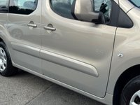 USED 2011 11 PEUGEOT PARTNER TEPEE 1.6 HDi Tepee Family MPV 5dr Diesel Manual (139 g/km, 92 bhp) FULL SERVICE HISTORY -- SUNROOF -- AIR CON -- SEATBACK TABLES