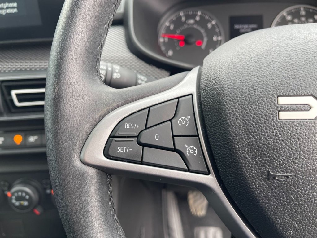 USED 2024 24 DACIA SANDERO 1.0 TCe Expression Hatchback 5dr Petrol Manual Euro 6 (s/s) (90 ps) 