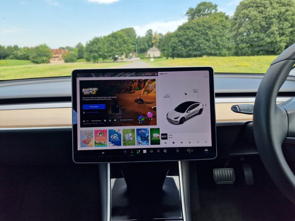 USED 2020 20 TESLA Model 3 Standard Range Plus Saloon 4dr Electric Auto RWD (241 bhp) FINANCE AVAILABLE