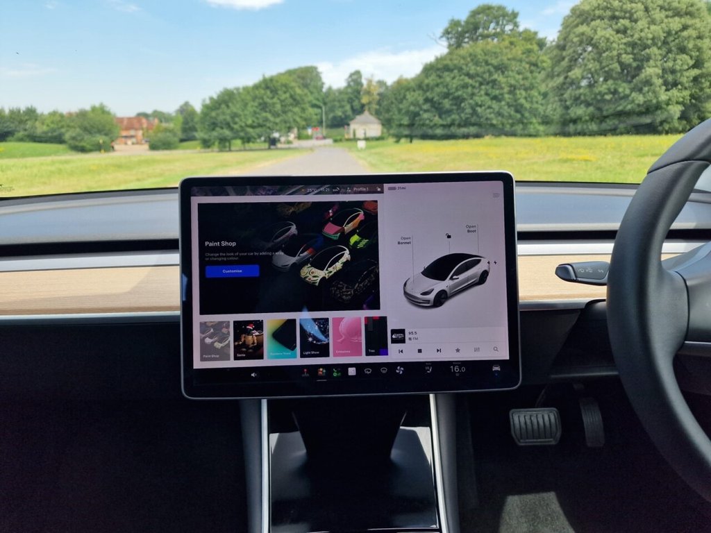 USED 2020 20 TESLA Model 3 Standard Range Plus Saloon 4dr Electric Auto RWD (241 bhp) FINANCE AVAILABLE