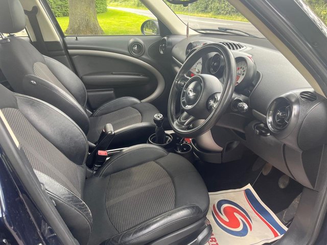 View our MINI COUNTRYMAN