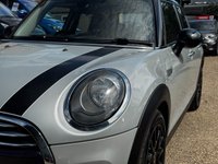 USED 2016 16 MINI HATCH 1.5 Cooper Hatchback 5dr Petrol Auto Euro 6 (s/s) (136 ps) Great Drive * Great Condition * &pound;7k of extras * Auto