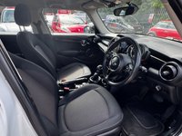 USED 2016 16 MINI HATCH 1.5 Cooper Hatchback 5dr Petrol Auto Euro 6 (s/s) (136 ps) Great Drive * Great Condition * &pound;7k of extras * Auto
