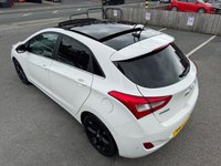 USED 2014 14 HYUNDAI I30 1.6 SE Hatchback 5dr Petrol Manual Euro 5 (Panoramic Roof) (120 ps) 1 OWNER -- SUNROOF -- PARK SENSORS -- CRUISE -- FSH