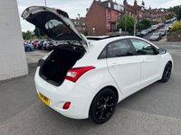 USED 2014 14 HYUNDAI I30 1.6 SE Hatchback 5dr Petrol Manual Euro 5 (Panoramic Roof) (120 ps) 1 OWNER -- SUNROOF -- PARK SENSORS -- CRUISE -- FSH