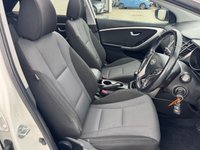 USED 2014 14 HYUNDAI I30 1.6 SE Hatchback 5dr Petrol Manual Euro 5 (Panoramic Roof) (120 ps) 1 OWNER -- SUNROOF -- PARK SENSORS -- CRUISE -- FSH