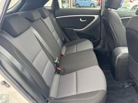 USED 2014 14 HYUNDAI I30 1.6 SE Hatchback 5dr Petrol Manual Euro 5 (Panoramic Roof) (120 ps) 1 OWNER -- SUNROOF -- PARK SENSORS -- CRUISE -- FSH