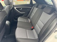 USED 2014 14 HYUNDAI I30 1.6 SE Hatchback 5dr Petrol Manual Euro 5 (Panoramic Roof) (120 ps) 1 OWNER -- SUNROOF -- PARK SENSORS -- CRUISE -- FSH