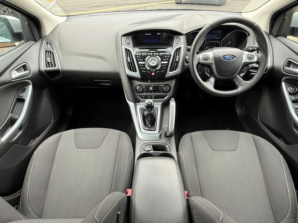 USED 2012 61 FORD FOCUS 1.6 Titanium Hatchback 5dr Petrol Manual Euro 5 (125 ps) FULL HISTORY+PHONE+SENSO+CRUIS