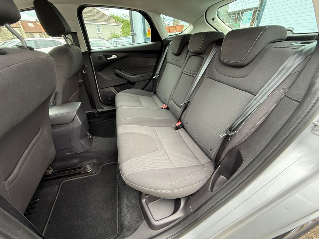 USED 2012 61 FORD FOCUS 1.6 Titanium Hatchback 5dr Petrol Manual Euro 5 (125 ps) FULL HISTORY+PHONE+SENSO+CRUIS