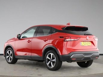 View our NISSAN QASHQAI