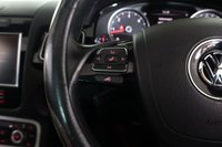 USED 2014 14 VOLKSWAGEN TOUAREG 3.0 TDI V6 BlueMotion Tech R-Line SUV 5dr Diesel Tiptronic 4WD Euro 5 (s/s) (245 ps) Panoramic Roof, Parking Sensors,