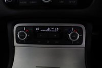USED 2014 14 VOLKSWAGEN TOUAREG 3.0 TDI V6 BlueMotion Tech R-Line SUV 5dr Diesel Tiptronic 4WD Euro 5 (s/s) (245 ps) Panoramic Roof, Parking Sensors,