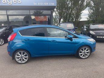2013 FORD FIESTA
