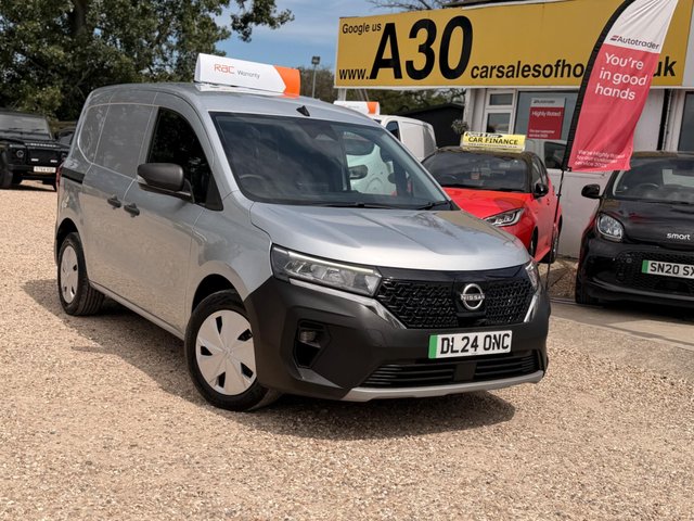 View our NISSAN TOWNSTAR