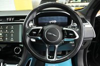 USED 2021 70 JAGUAR F-PACE 2.0 D200 MHEV R-Dynamic SE SUV 5dr Diesel Auto AWD Euro 6 (s/s) (204 ps) +FREE 6 MONTHS NATIONWIDE WARRANTY+