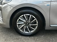 USED 2021 70 HYUNDAI IONIQ 38.3kWh Premium Hatchback 5dr Electric Auto (136 ps) Full Hyundai Service History  |  Only 2 Owners From Brand New  |  2 Keys