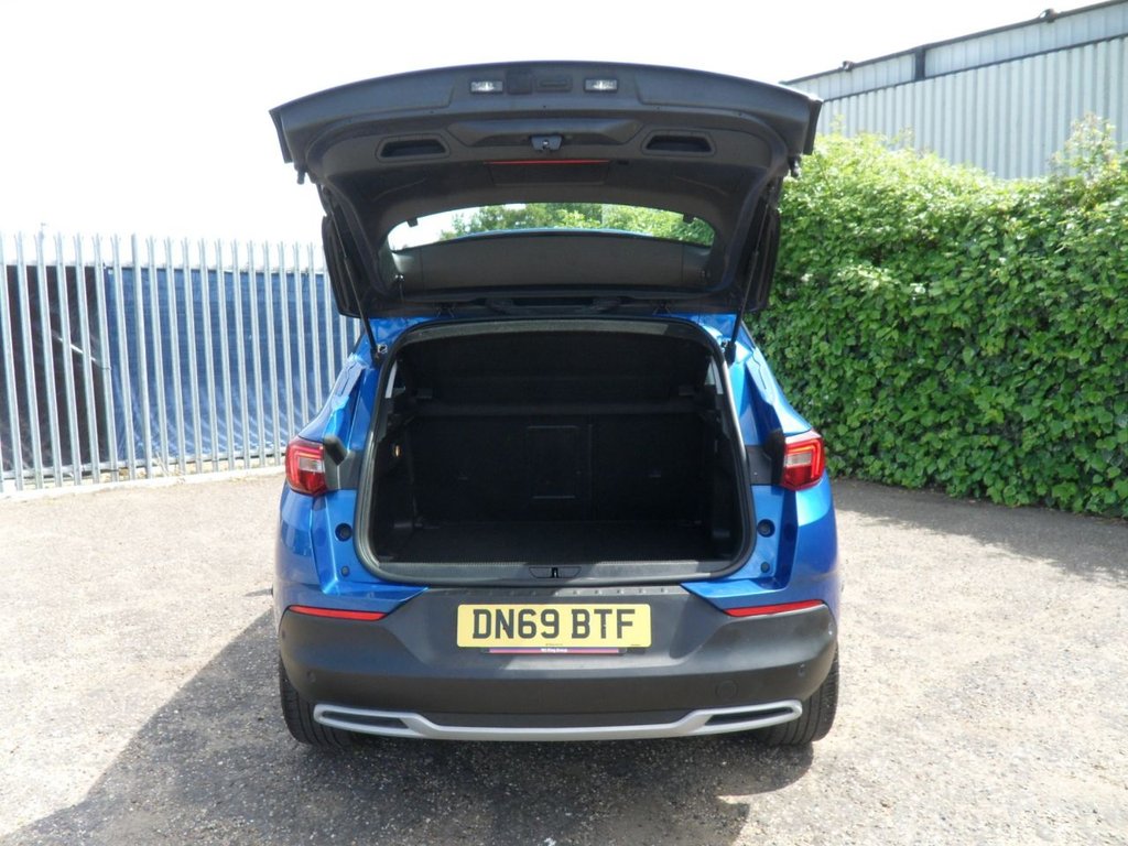 USED 2019 69 VAUXHALL GRANDLAND X 1.5 Turbo D BlueInjection Elite Nav SUV 5dr Diesel Manual Euro 6 (s/s) (130 ps) PanRoof Heated Steering Wheel LED'S