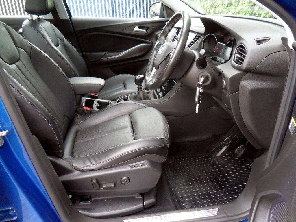 USED 2019 69 VAUXHALL GRANDLAND X 1.5 Turbo D BlueInjection Elite Nav SUV 5dr Diesel Manual Euro 6 (s/s) (130 ps) PanRoof Heated Steering Wheel LED'S
