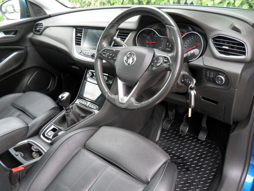 USED 2019 69 VAUXHALL GRANDLAND X 1.5 Turbo D BlueInjection Elite Nav SUV 5dr Diesel Manual Euro 6 (s/s) (130 ps) PanRoof Heated Steering Wheel LED'S