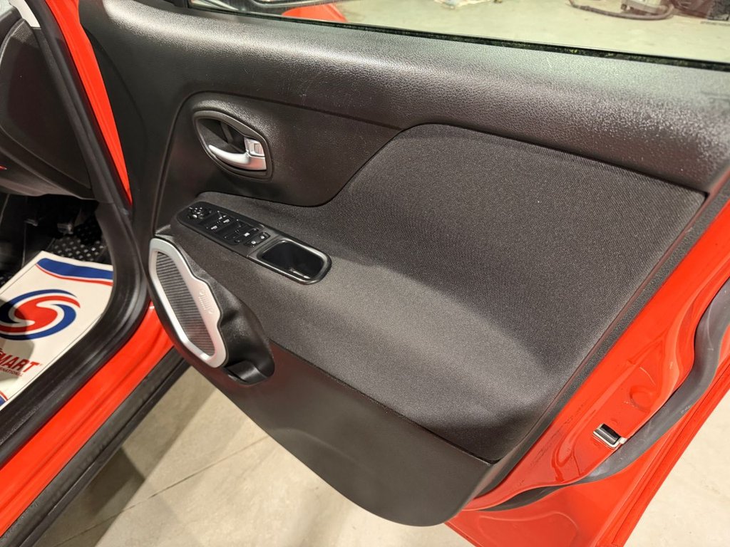 USED 2016 66 JEEP RENEGADE 2.0 MultiJetII Longitude SUV 5dr Diesel Manual 4WD Euro 6 (s/s) (140 ps) 