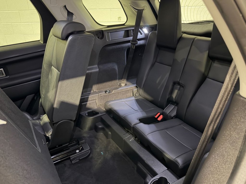 USED 2018 18 LAND ROVER DISCOVERY SPORT 2.0 TD4 HSE Black SUV 5dr Diesel Auto 4WD Euro 6 (s/s) (180 ps) 