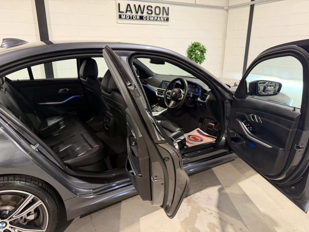 USED 2019 69 BMW 3 SERIES 2.0 330e 12kWh M Sport Saloon 4dr Petrol Plug-in Hybrid Auto Euro 6 (s/s) (292 ps) 
