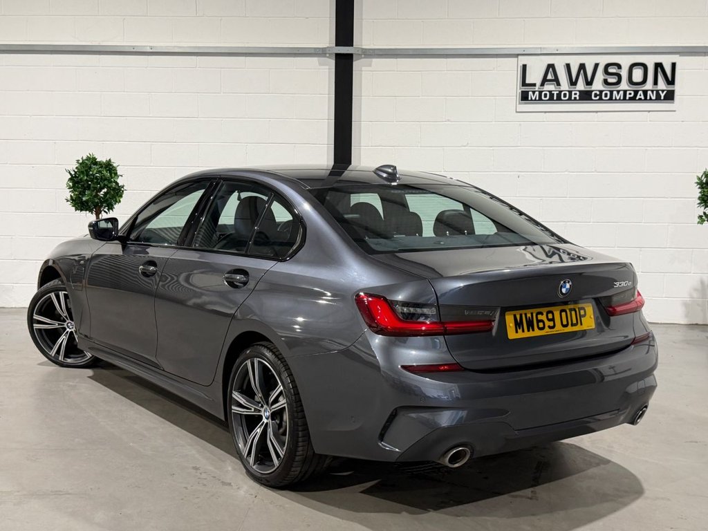 USED 2019 69 BMW 3 SERIES 2.0 330e 12kWh M Sport Saloon 4dr Petrol Plug-in Hybrid Auto Euro 6 (s/s) (292 ps) 