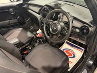 USED 2020 70 MINI CONVERTIBLE 1.5 Cooper Classic Convertible 2dr Petrol Manual Euro 6 (s/s) (136 ps) 