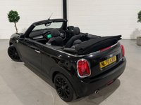 USED 2020 70 MINI CONVERTIBLE 1.5 Cooper Classic Convertible 2dr Petrol Manual Euro 6 (s/s) (136 ps) 