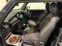 USED 2020 70 MINI CONVERTIBLE 1.5 Cooper Classic Convertible 2dr Petrol Manual Euro 6 (s/s) (136 ps) 