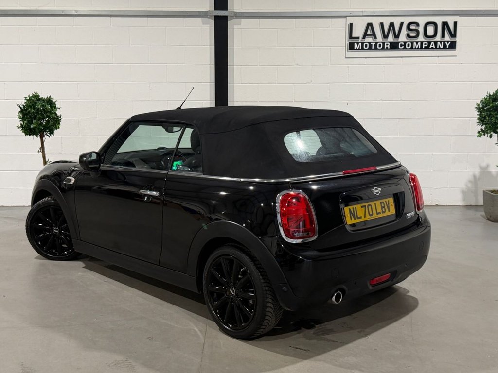 USED 2020 70 MINI CONVERTIBLE 1.5 Cooper Classic Convertible 2dr Petrol Manual Euro 6 (s/s) (136 ps) 